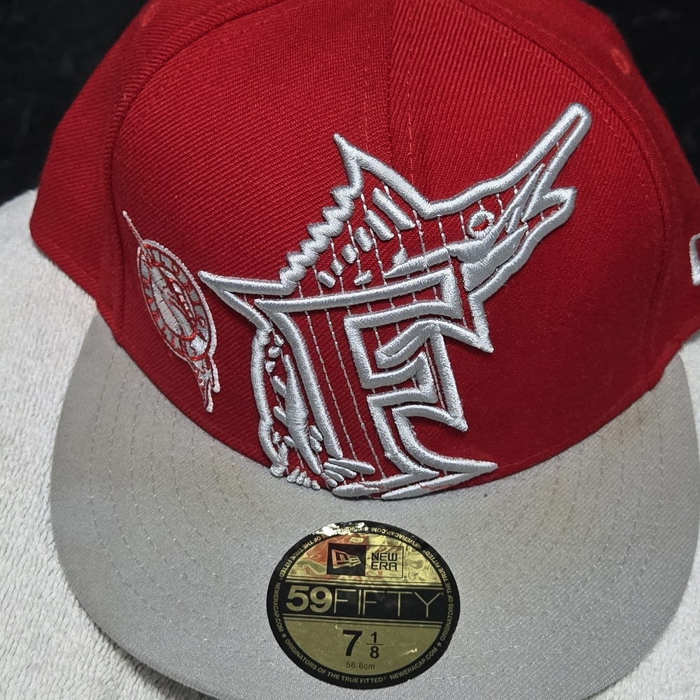 New Era 59FIFTY Red & Gray Fitted Hat